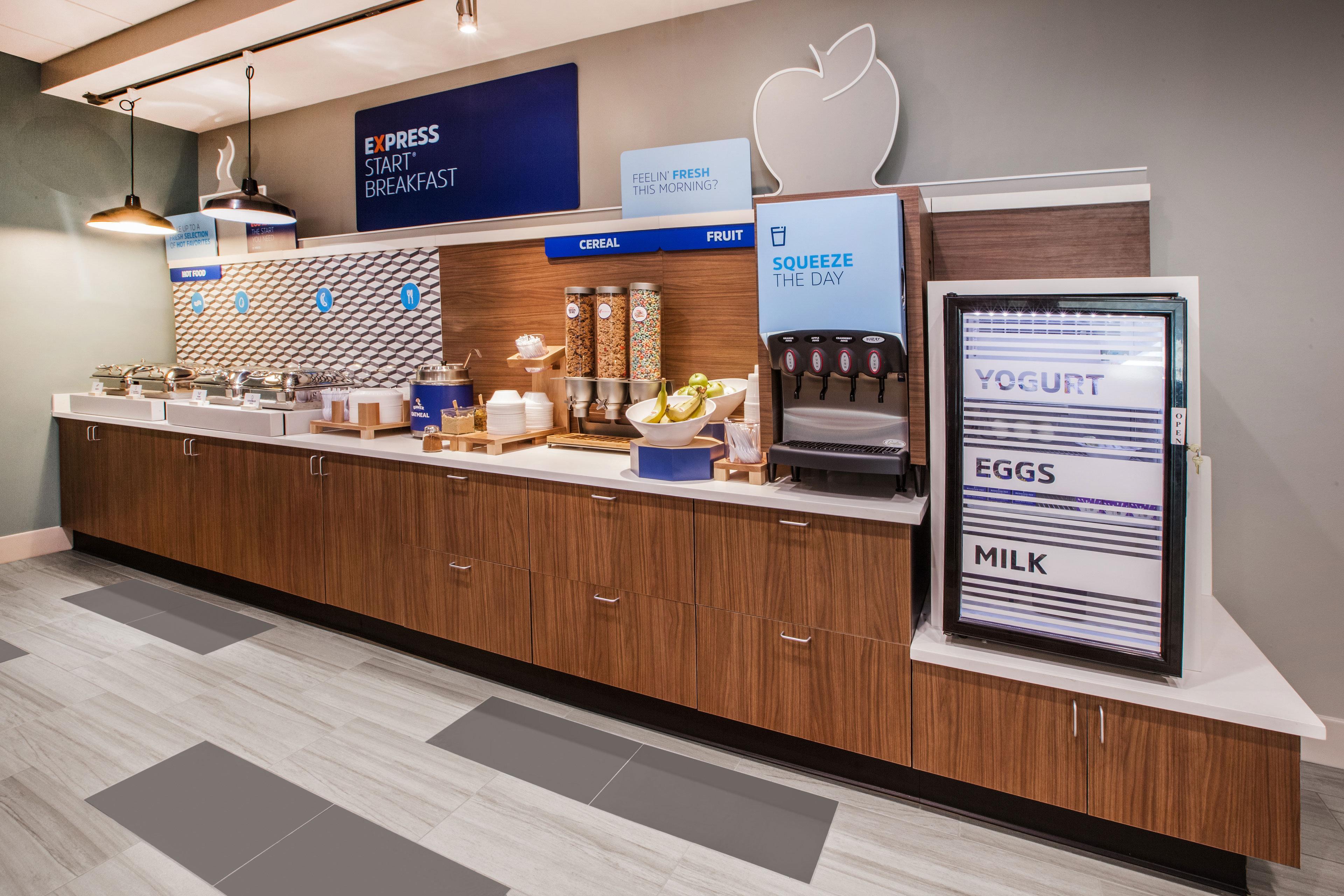 Holiday Inn Express & Suites - Auburn By Ihg Eksteriør bilde